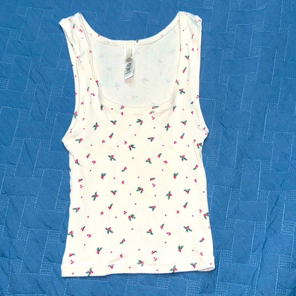 Skims top